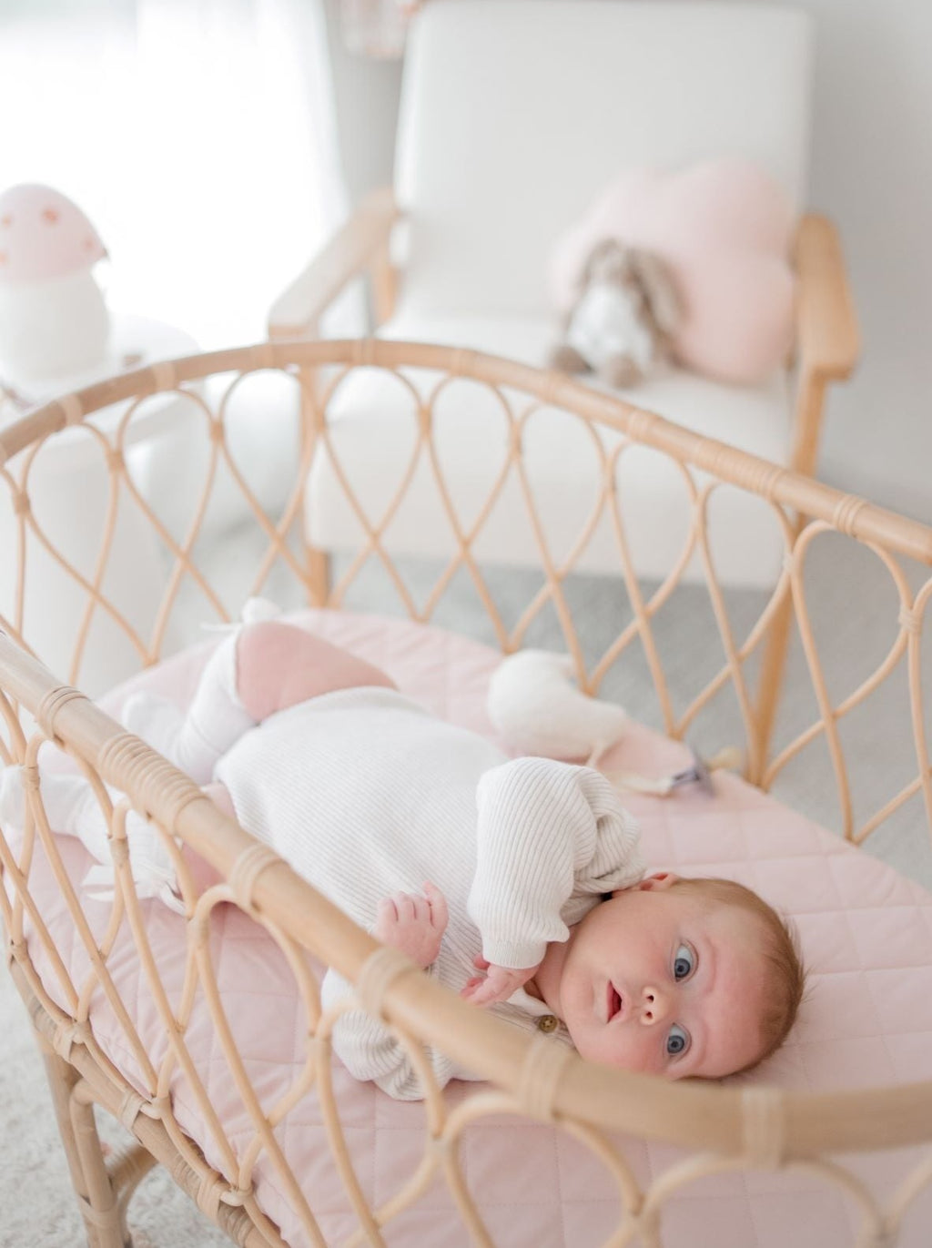 Bambella Waterproof Bassinet Sheet | Lullaby Pink