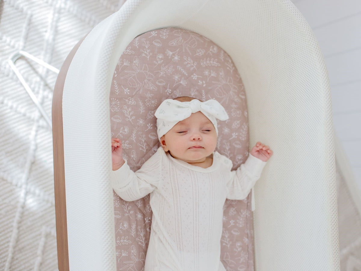 Bambella Waterproof Moses Bassinet Sheet | Bee Kind