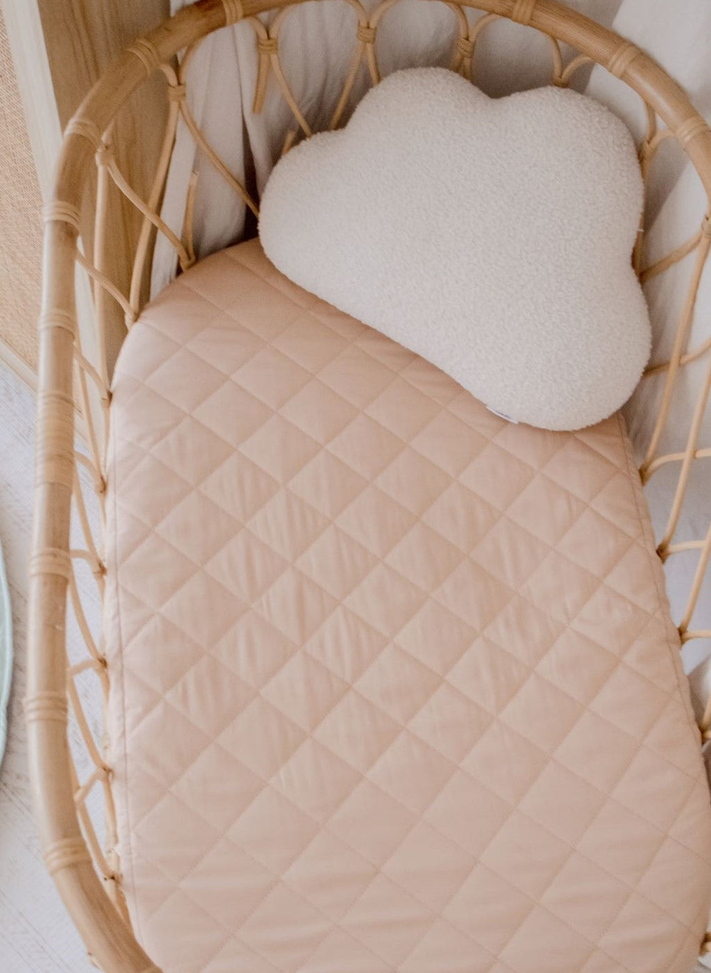 Blush Pink Quilted Cotton Waterproof Fitted Sheet for Baby Bassinets